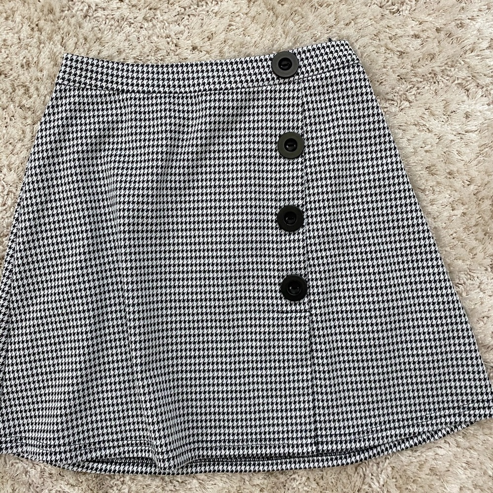 Black and white patterned skirt